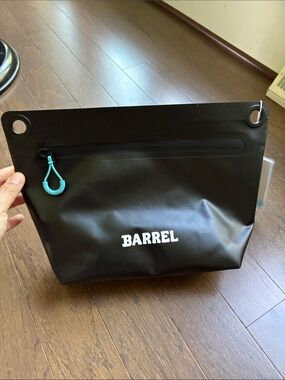 Barrel Waterproof Shoulder/Crossbody/Pouch Bag